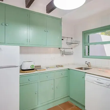 Chateau Mahe Holiday home *